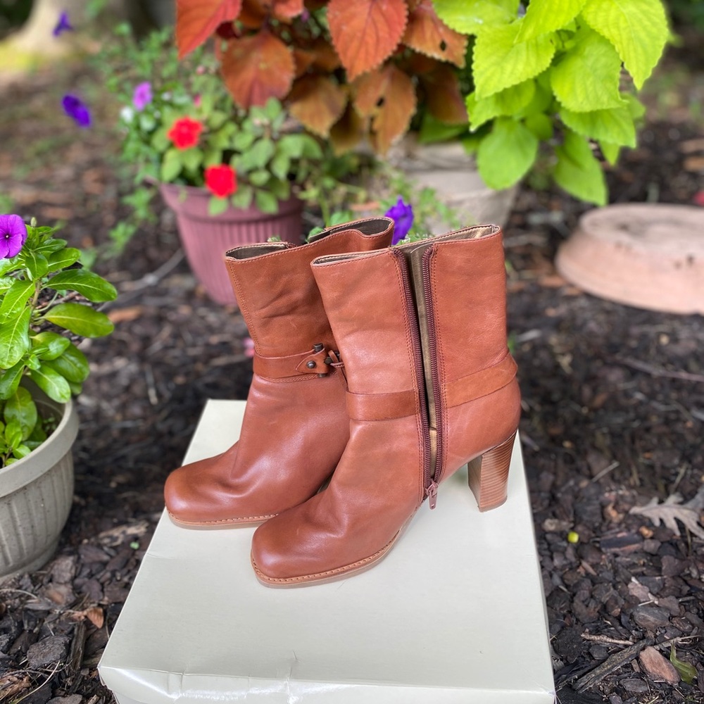 Amanda Smith Mid-Calf Boots